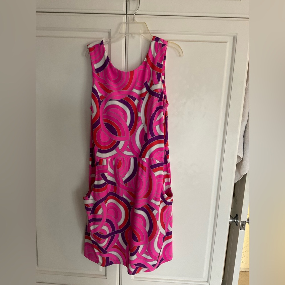 Jude Connally women’s dress size XL. With pockets.